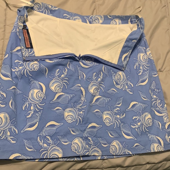 Vineyard vines blue scalloped shell skirt perfect for summer - Picture 2 of 3